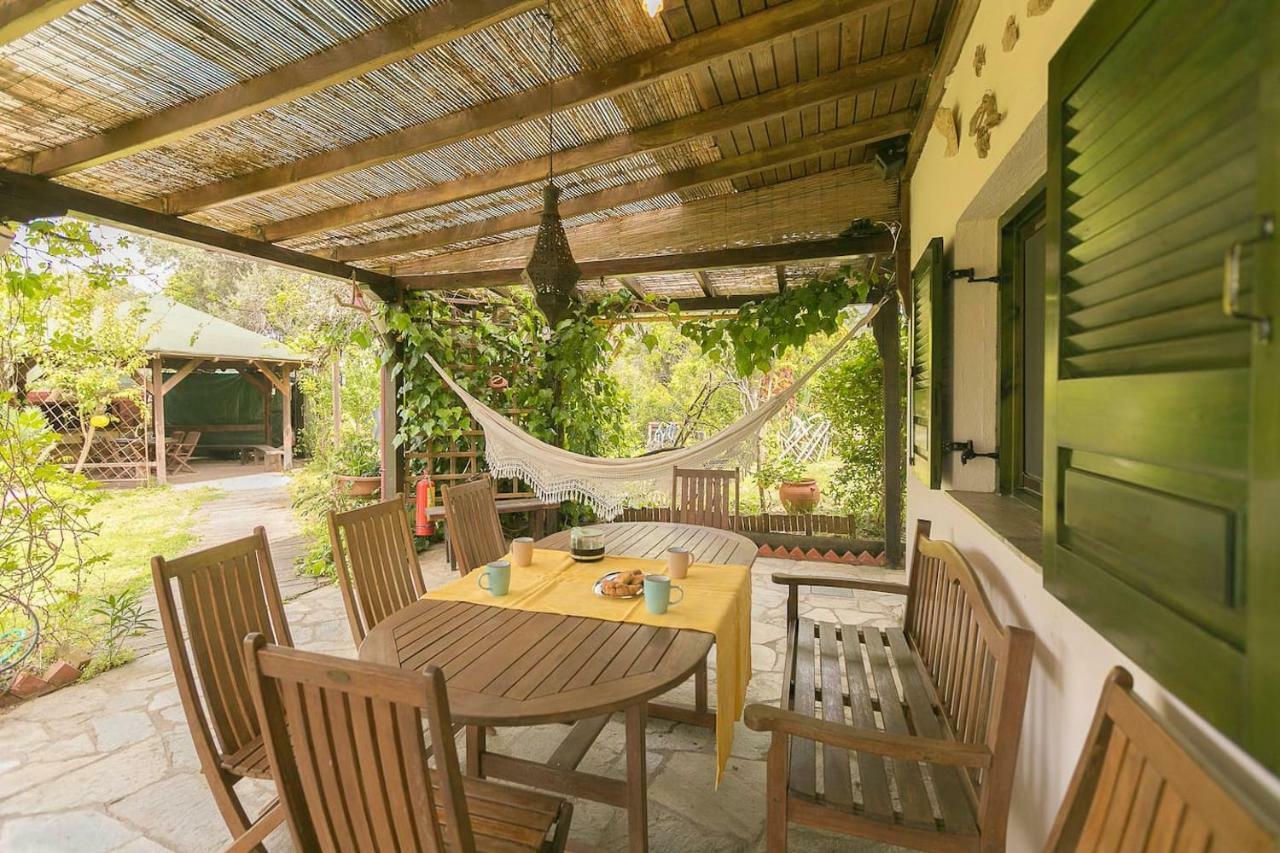 Sandy Feet Retreat, Vourvourou #Feelslikehome 외부 사진